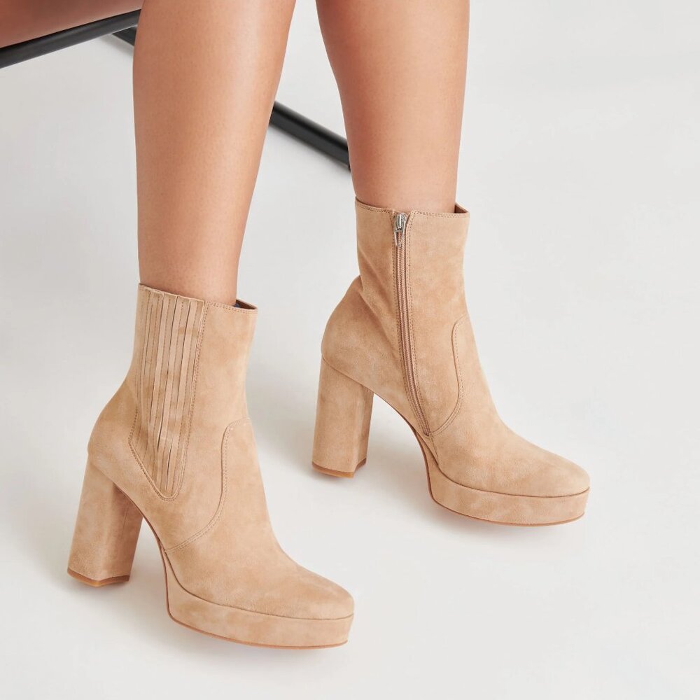 NEW DOLCE VITA Suede Cinny Boots in camel for women 825 4j2